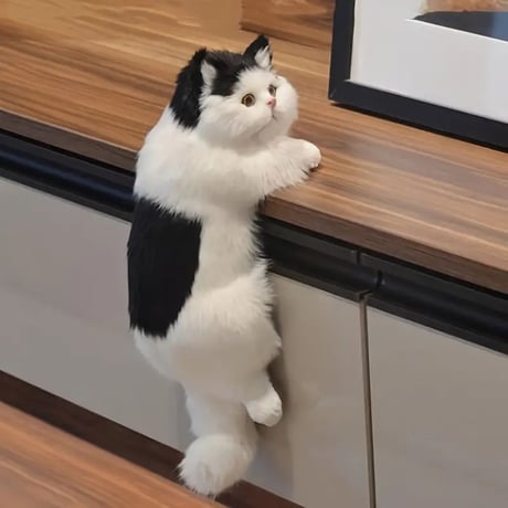 かわいいぬいぐるみ　ぶらさがり猫