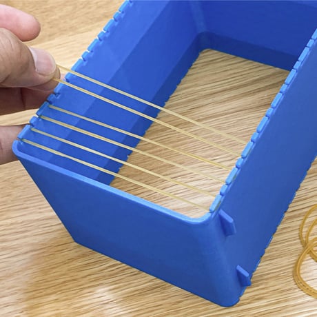輪ゴムの虫かご rubber band insect cage