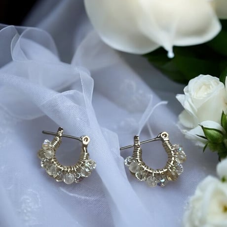ツイストデザイン フープピアス クリスタル装飾 5/17(土)新商品のご案内♡ ○drop twist hoop pierce ミニサイズ