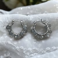 ラブラドライト ⭐︎クリスタルビーズ　フープピアス