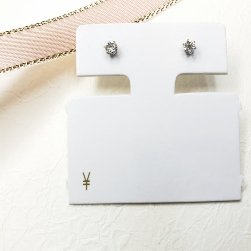 Pt 1粒ダイヤモンドピアス0.05×0.05 | Piccolo Cao's