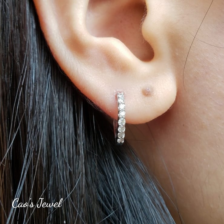 Sold K18WG ダイヤモンド ピアス 1点限定】ダイヤモンド K18ピアス (計0.679カラット/H/I1/Good