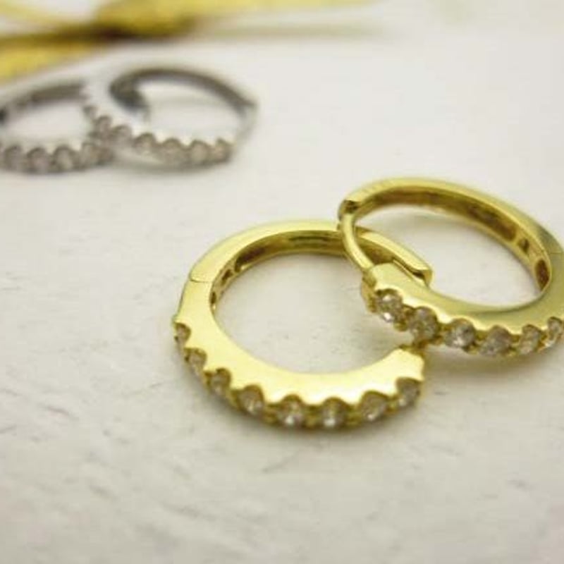 K18 WGダイヤエタニティピアス | Piccolo Cao's