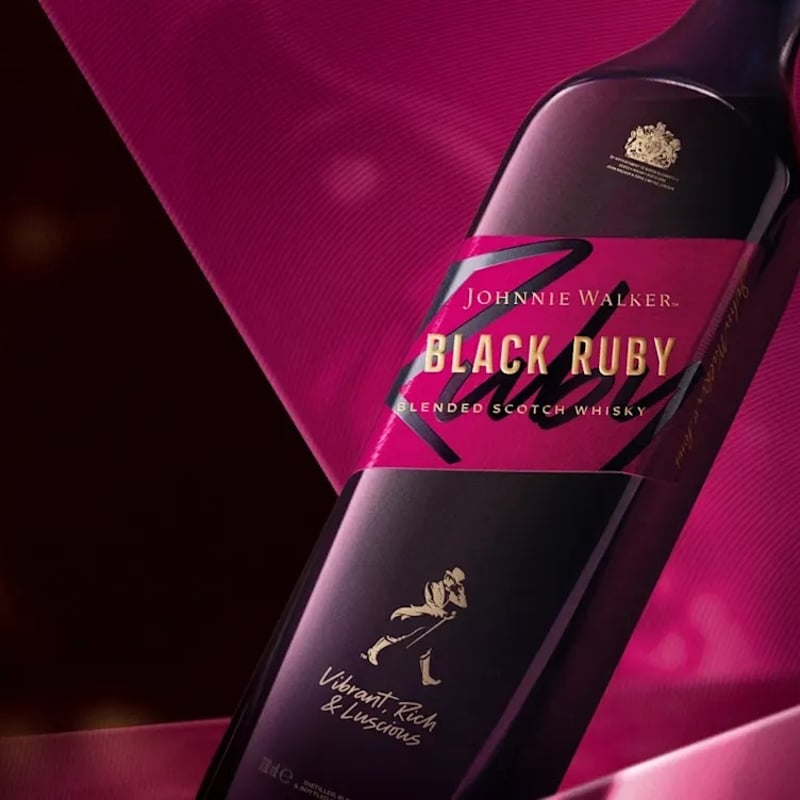 ジョニーウォーカー ブラックルビー 40% 700ml Johnnie Walker Blac