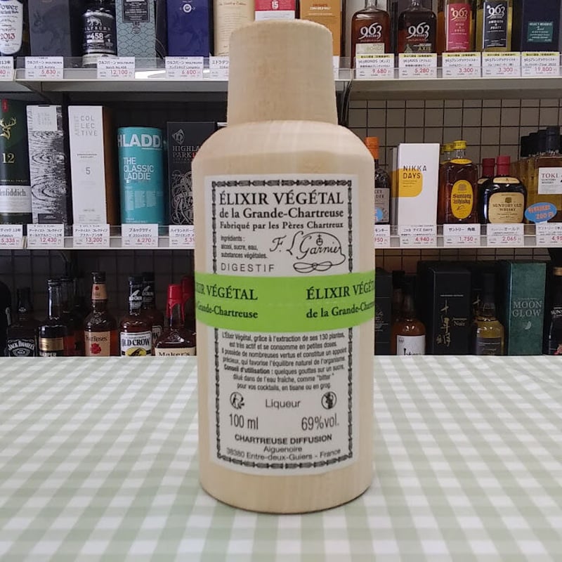 シャルトリューズ・エリクシール・ヴェジタル 69% 100ml シャルトリューズ・エリクシール・ヴェジタル 69% 100ml