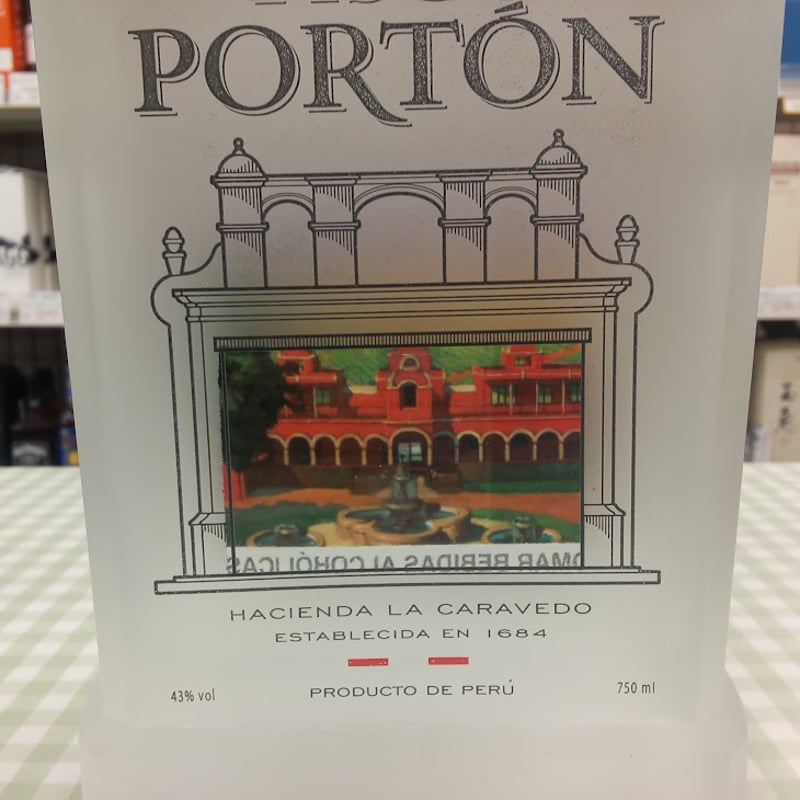 ピスコ ポルトン】モストベルデ イタリア 43% 700ml PISCO PORTON IT