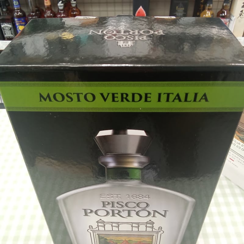 ピスコ ポルトン】モストベルデ イタリア 43% 700ml PISCO PORTON IT