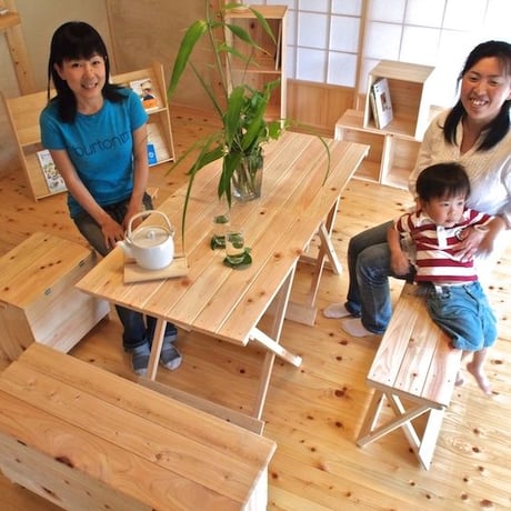 ヒノキの折りたたみベンチ［四万十ヒノキの家具屋さん］