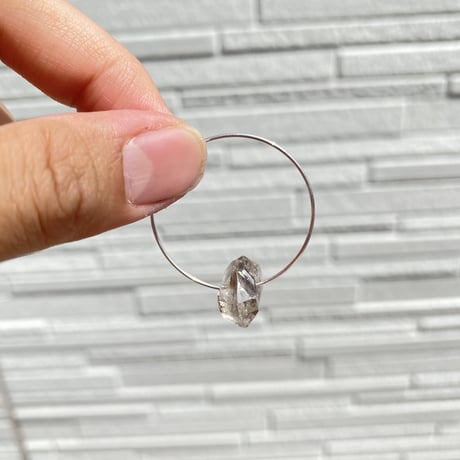 シンプルフープストーンピアス