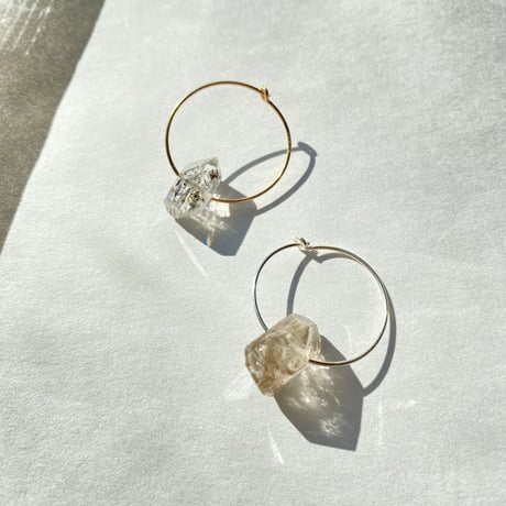 シンプルフープストーンピアス