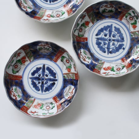 P-92  古伊万里 KOIMARI 染錦 十字花文 膾皿
