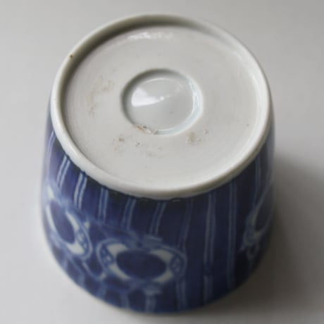 139 古伊万里 KOIMARI 染付 格子・鼓文 蕎麦猪口