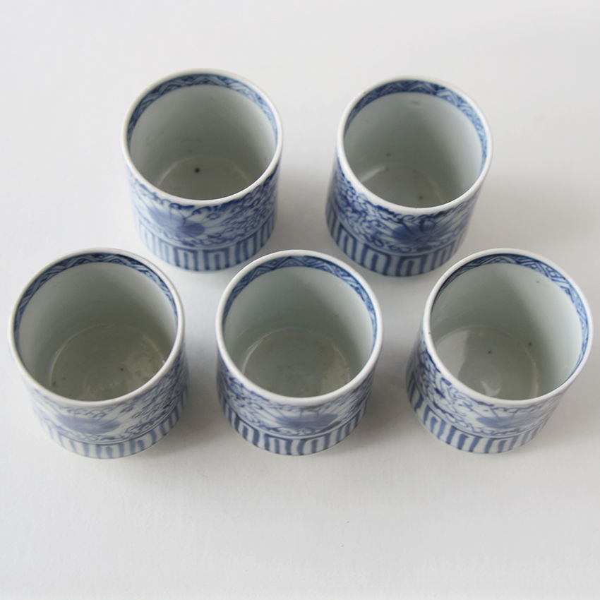 98 古伊万里 KOIMARI 花唐草文 覗猪口 | imarimaru