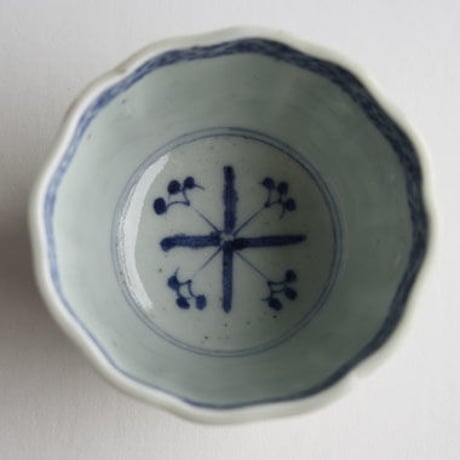 126  古伊万里 KOIMARI 染付 孔雀文 向付