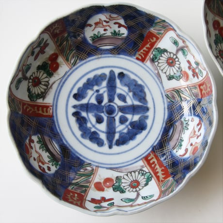 P-92  古伊万里 KOIMARI 染錦 十字花文 膾皿