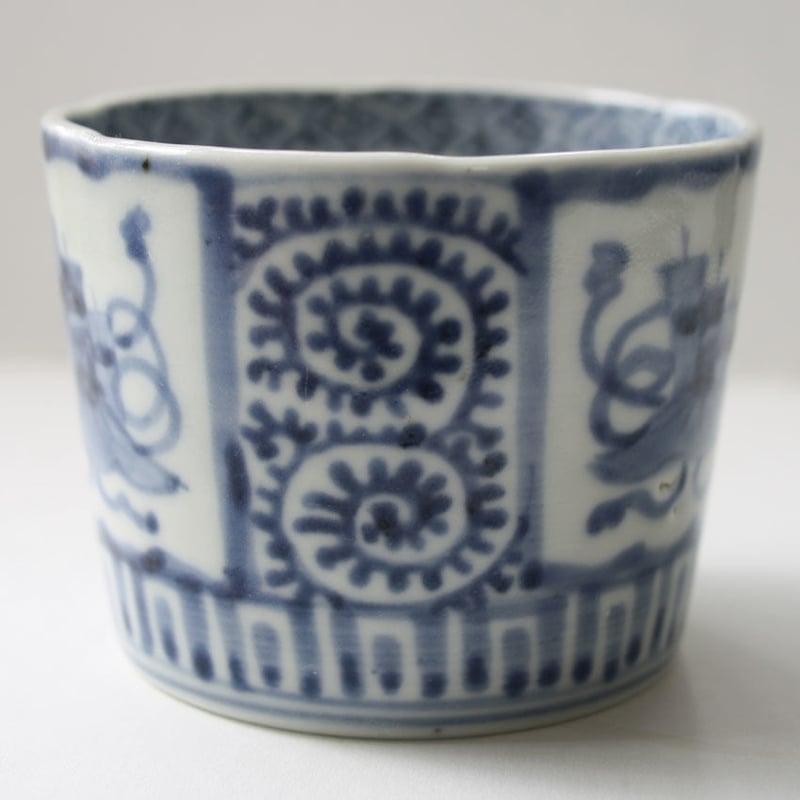 古伊万里 窓絵 染付 たこ唐草模様 猪口 3個 B22196