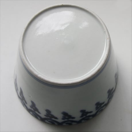 161-b  古伊万里 KOIMARI 染付 輪宝文 蕎麦猪口
