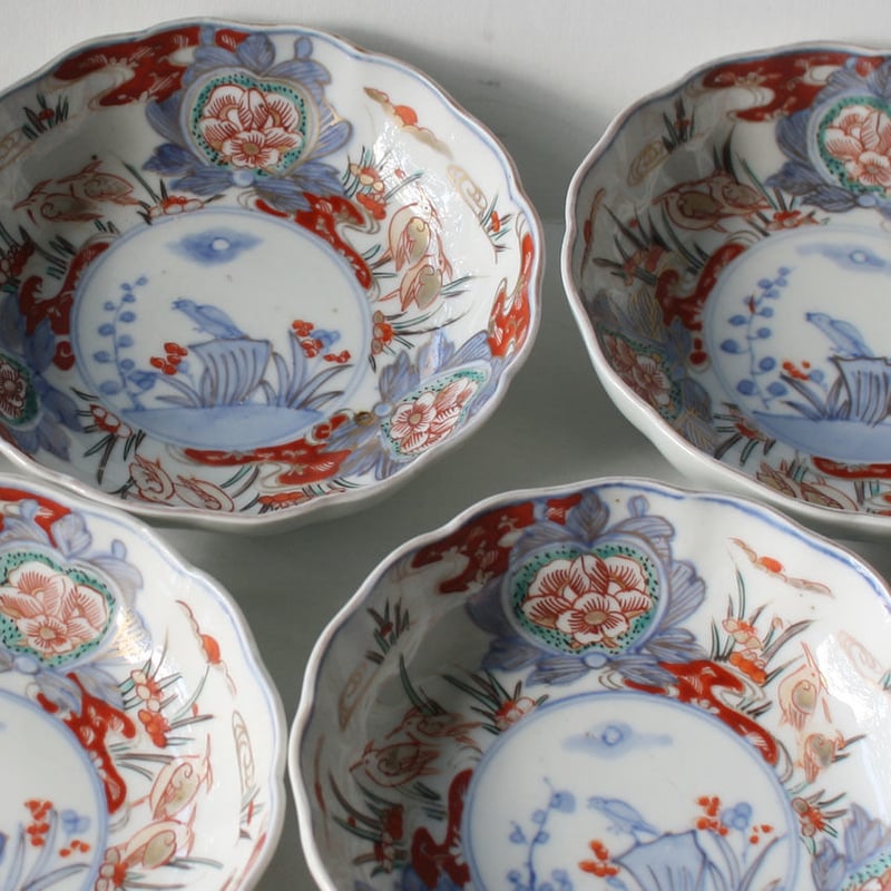 P-175 古伊万里 KOIMARI 色絵 花卉鳥文 芙蓉手 輪花皿 | imarimaru P-175 古伊万里 KOIMARI 色絵 花卉鳥文 芙蓉手 輪花皿 | imarimaru