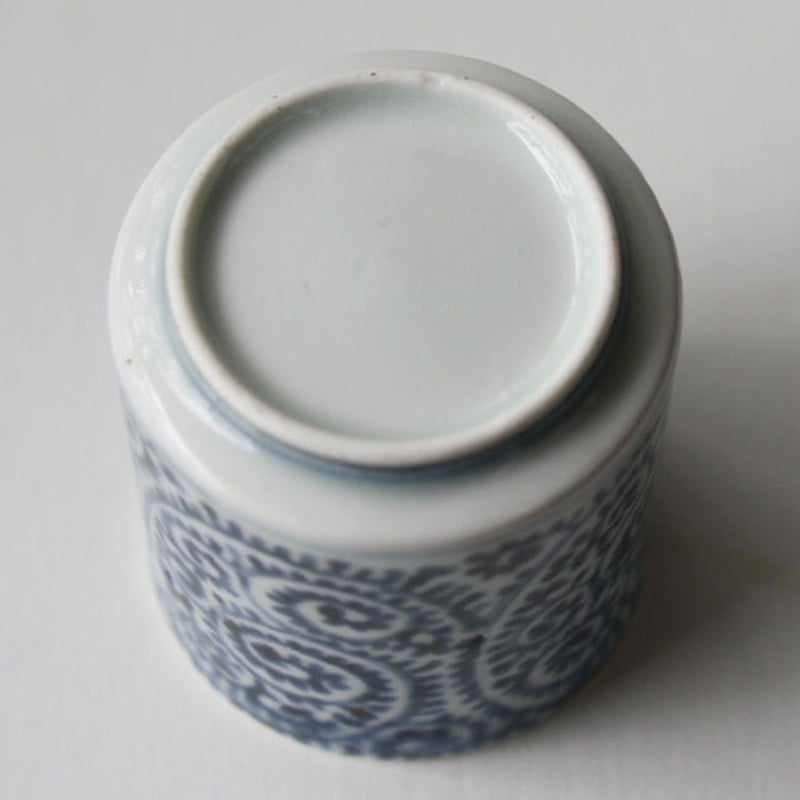 古伊万里染付 総蛸唐草文 大振覗猪口 古伊万里 染付 蛸唐草文 大振りそば猪口【元禄～享保】 ｜ 古