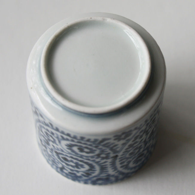 163 古伊万里 KOIMARI 染付 蛸唐草文 覗猪口 | imarimaru