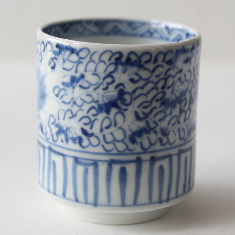 98 古伊万里 KOIMARI 花唐草文 覗猪口 | imarimaru 98 古伊万里 KOIMARI 花唐草文 覗猪口 | imarimaru