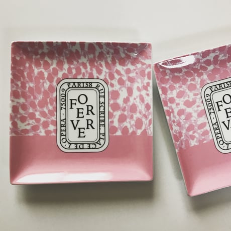 ピンク レオパード