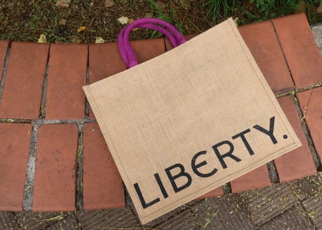 ＜1点限り＞LIBERTYオリジナルジュートバッグ（ロンドンリバティからのお取り寄せ）お客様レビューあり