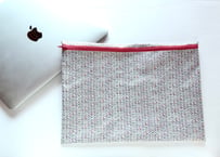 A4ポーチ・フォレストウェーブ・ピンク（リバティプリント・ラミネート）※お客様レビューあり
