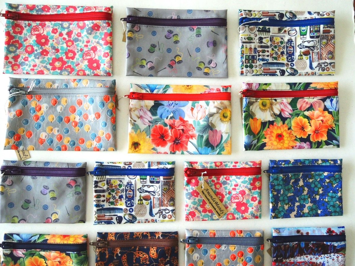 リバティ アデラジャ マスクポーチ フラットポーチ ラミネート