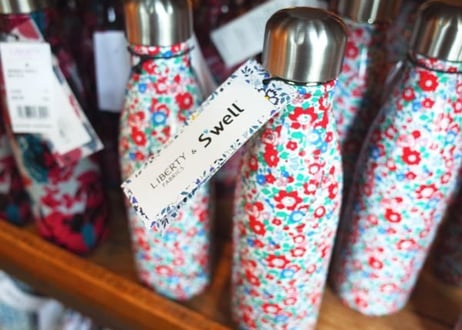 (SALE品)　LIBERTY&Swellコラボ魔法瓶・ベッツィアン（ロンドンリバティ百貨店からのお取り寄せ）（お客様レビューあり）