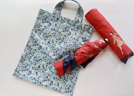 折りたたみ傘袋・フィービー（ブルー小花）（リバティプリント・ナイロンタフタ）（お客様レビューあり）