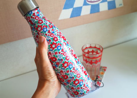 (SALE品)　LIBERTY&Swellコラボ魔法瓶・ベッツィアン（ロンドンリバティ百貨店からのお取り寄せ）（お客様レビューあり）