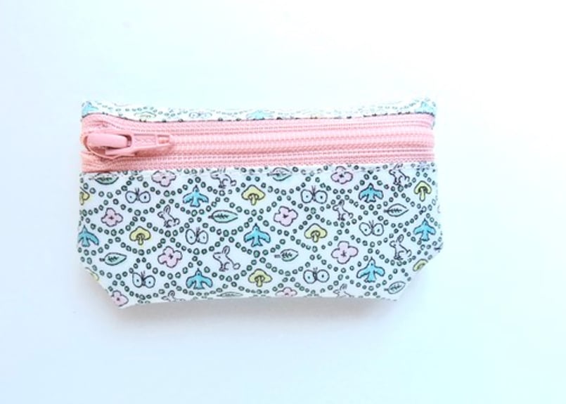 ラミネートポーチ（ミニ）フォレストウェーブ・カラフル (リバティ