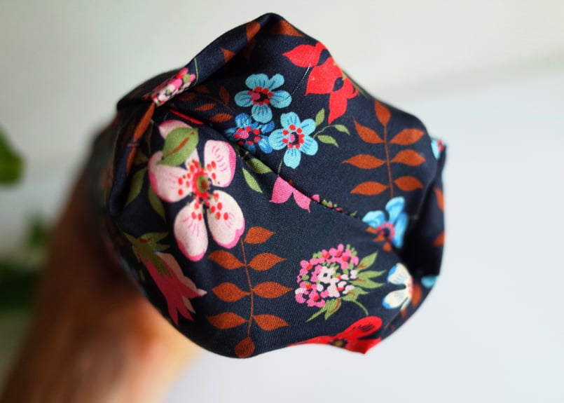 ペットボトルカバー　リバティカワード　ハンドメイド ペットボトルカバー リバティカワード ハンドメイドの通販 by