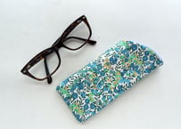 メガネケース・ウィルトシャー・ターコイズ（リバティプリント・タナローン）