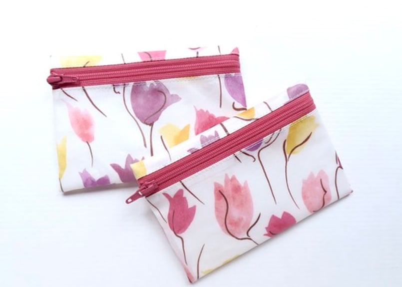 ラミネートポーチ（大）・チューリップシャドー・ピンク（リバティ