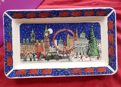 エマブリッジウォーター・クリスマスプレート（ロンドンリバティ百貨店からのお取り寄せ）