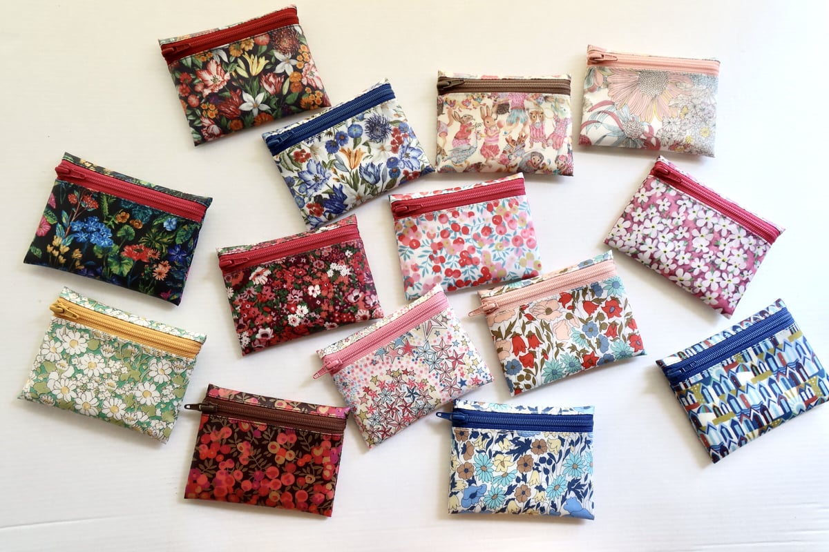 リバティ ジュニパー 紙幣ポーチ ポーチ ラミネート BL1 リバティ ジュニパー 紙幣ポーチ ポーチ ラミネート BL1