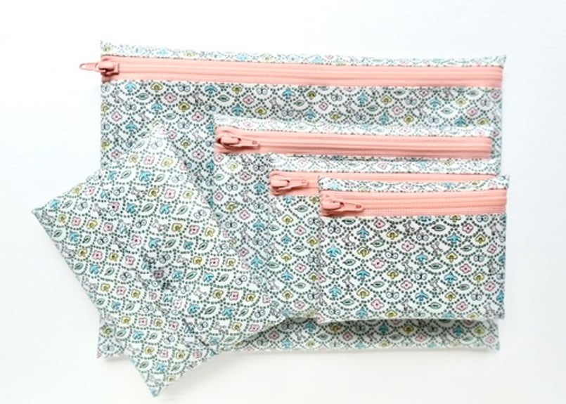 ティッシュケース ・フォレストウェーブ・カラフル（リバティプリント