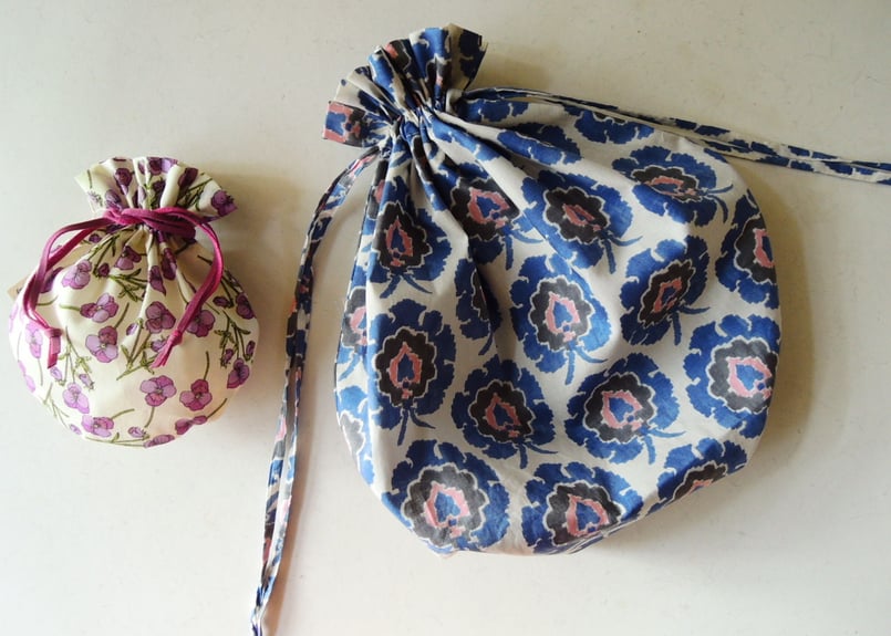 haruk15＊リバティ生地使用＊スモールスザンナ＊巾着 haruk15＊リバティ生地使用＊スモールスザンナ＊巾着