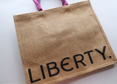 ＜1点限り＞LIBERTYオリジナルジュートバッグ（ロンドンリバティからのお取り寄せ）お客様レビューあり