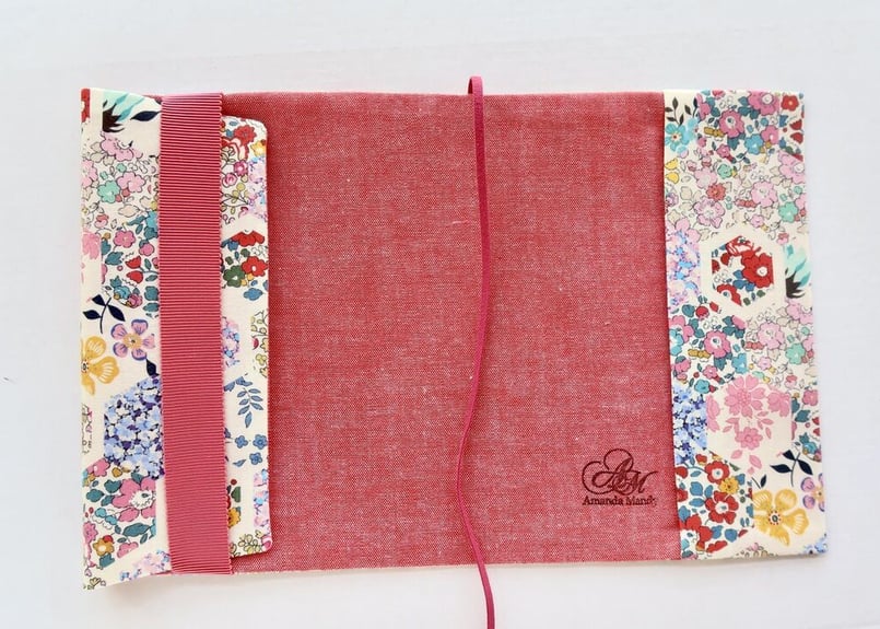 リバティ文庫サイズブックカバー・パッチワークストーリーズ