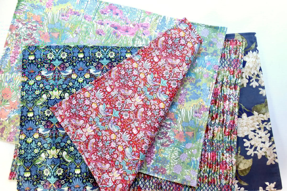 リバーシブルランチョンマット・アリスズガーデン/アーカイブ