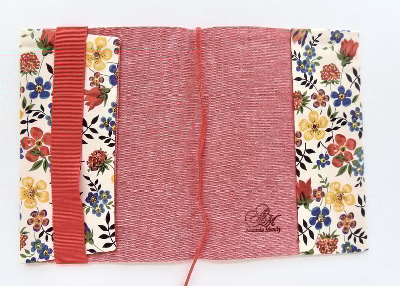 リバティ文庫サイズブックカバー・エデナム・カラフル | Amanda Mandy