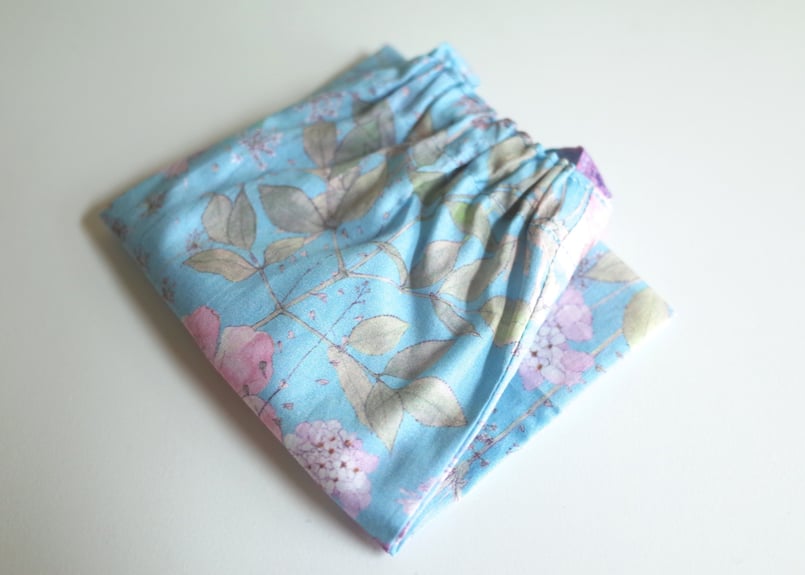 リバティペットボトルカバー（持ち手あり）イルマ・水色