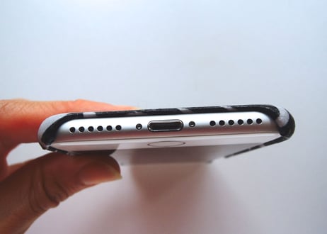 iPhone7 iPhone8ケース／スペックルドスカイ・ブラック