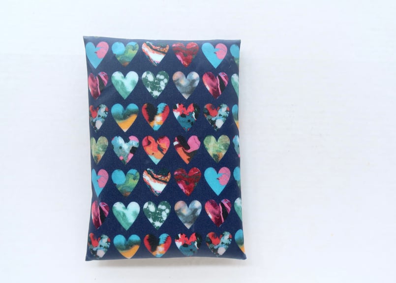 ティッシュケース ・マーブルハーツ・ネイビー（リバティプリント  