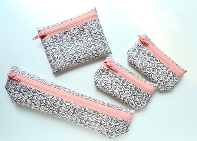 ラミネートポーチ（ミニ）フォレストウェーブ・カラフル (リバティ