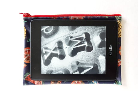 リバティKindleポーチ・ピエトラデュラ・パープル