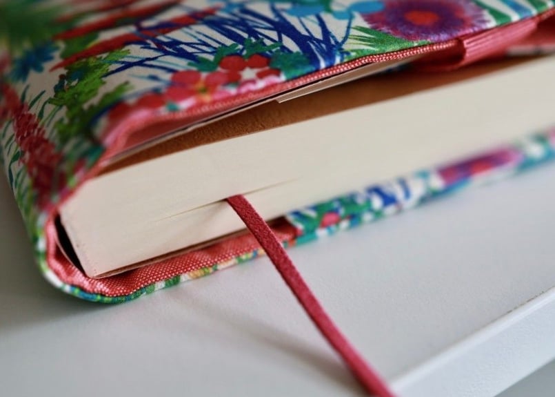 ★出品888感謝★ブックカバーハンドメイド リバティ 20241217183353_1.jpg